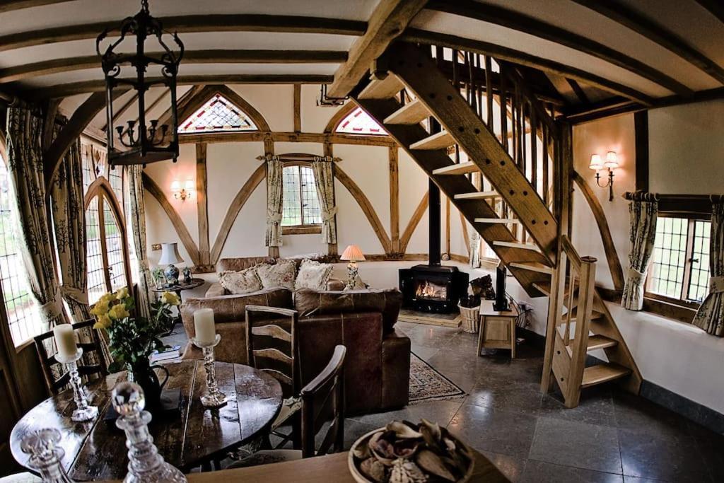 Ebony Cottage Tenbury Kültér fotó