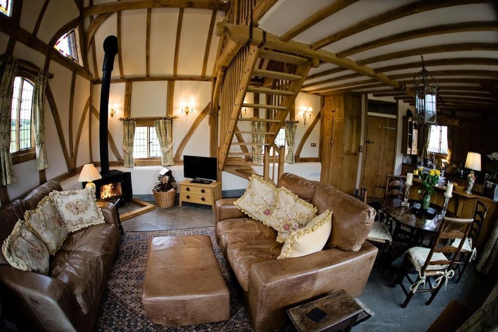 Ebony Cottage Tenbury Kültér fotó